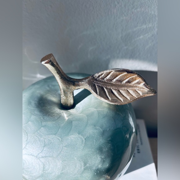 Vintage Metallic Blue Ceramic Apple Paperweight | Home Decor | - Picture 3 of 3